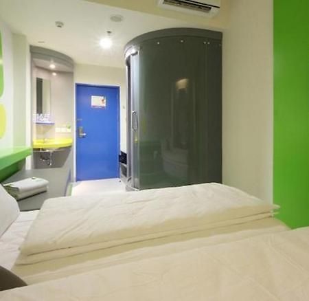 Pop! Hotel Tebet Jacarta Quarto foto