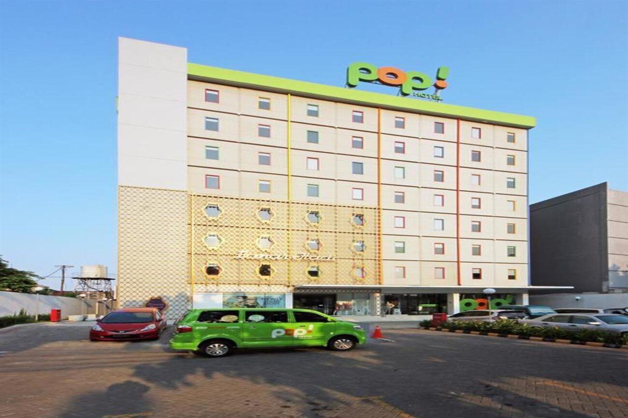 Pop! Hotel Tebet Jacarta Exterior foto