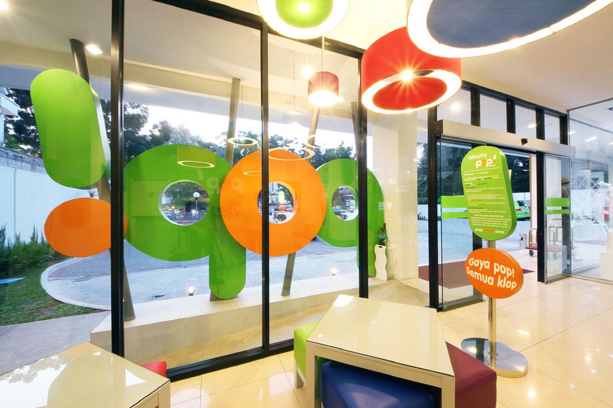 Pop! Hotel Tebet Jacarta Exterior foto