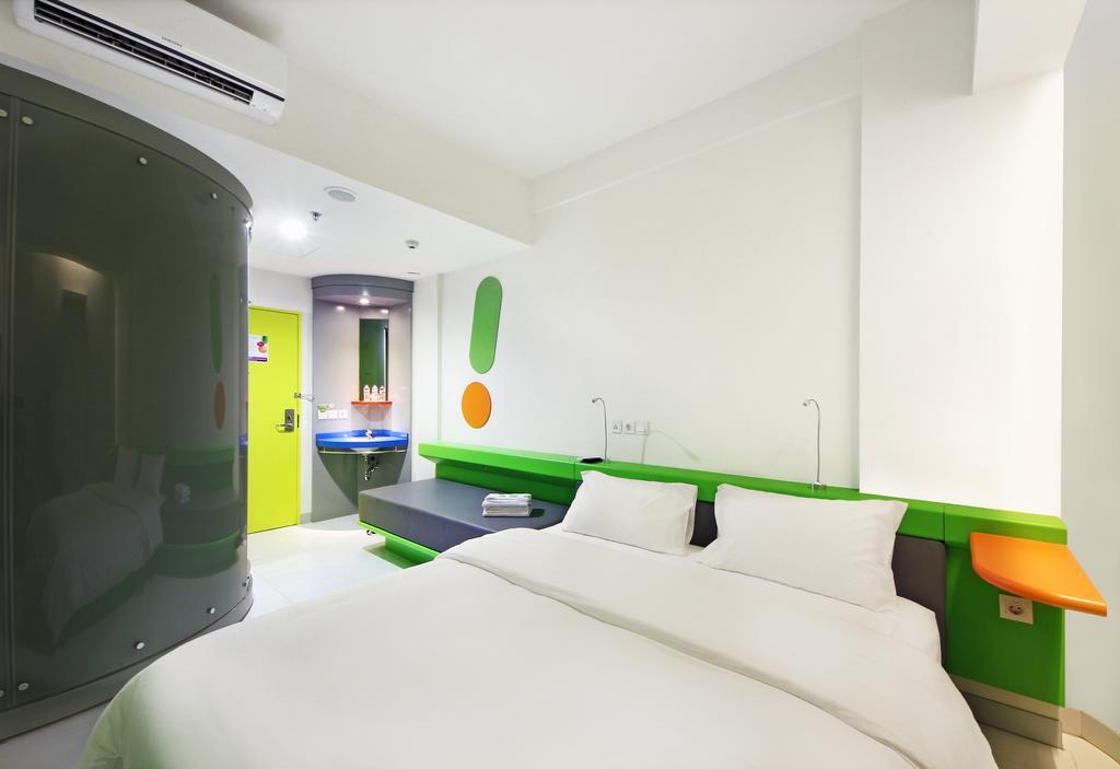 Pop! Hotel Tebet Jacarta Exterior foto