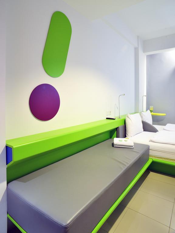 Pop! Hotel Tebet Jacarta Exterior foto