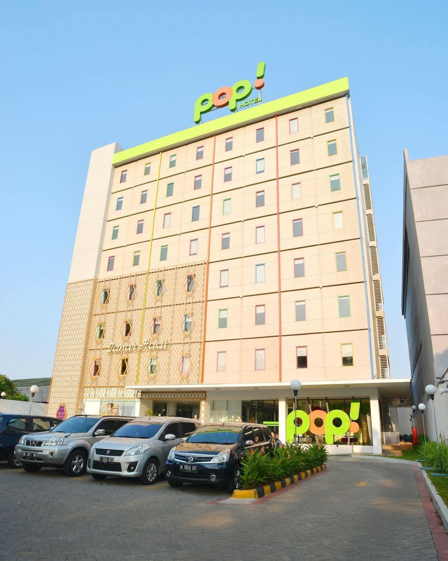Pop! Hotel Tebet Jacarta Exterior foto