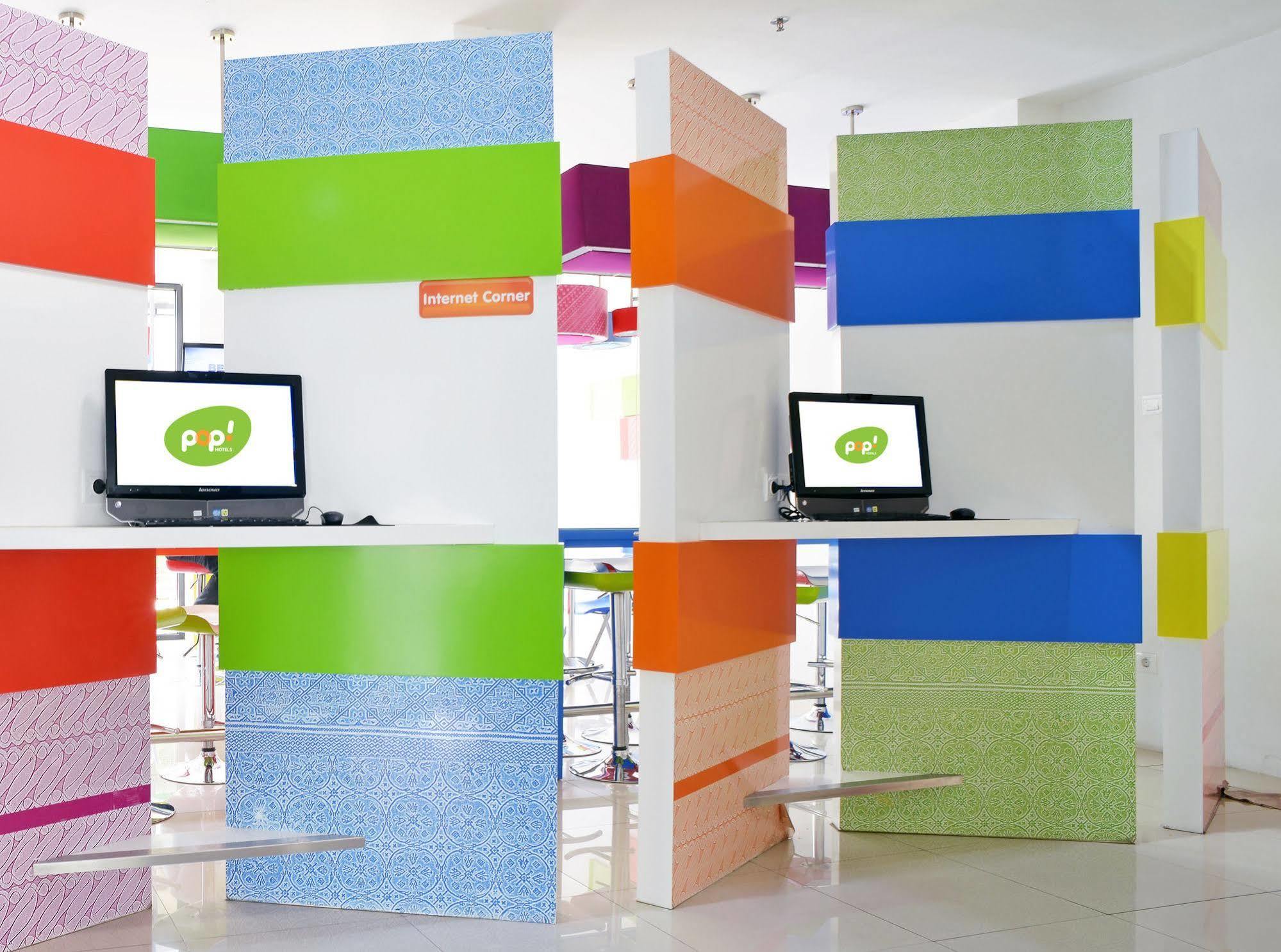 Pop! Hotel Tebet Jacarta Exterior foto